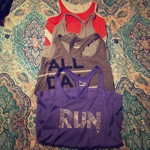 Bundle of 4 Work Out Tanks